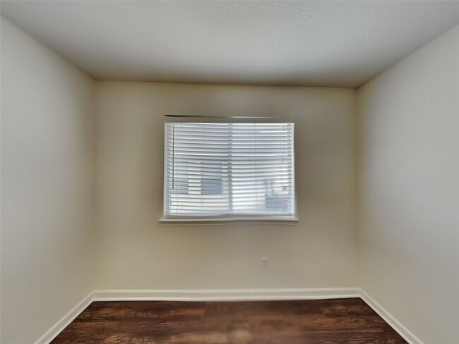 Building Photo - 15831 Aldridge Creek Ct