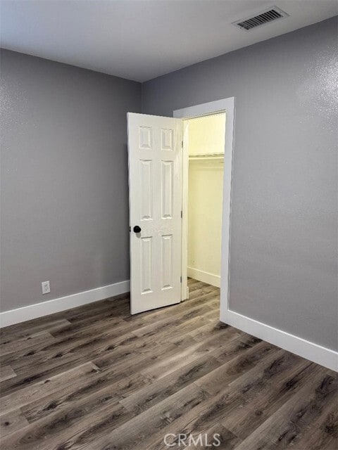 Building Photo - 1135 S Meeker Ave