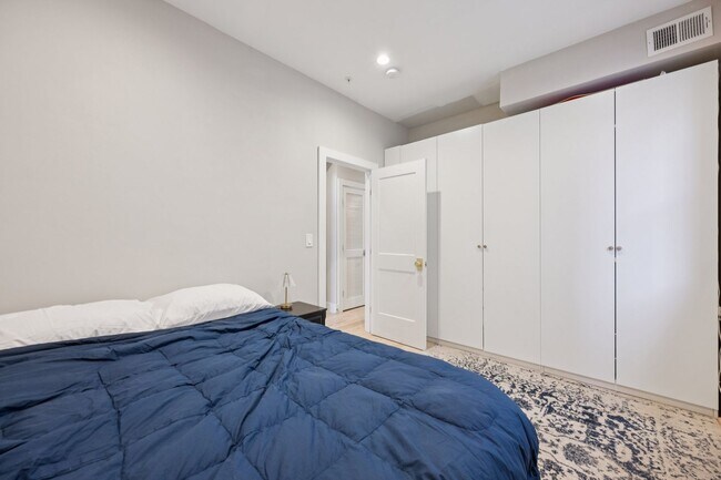 Building Photo - Renovated 2bed-2bath Near H-Street with Private Deck & EV Parking!