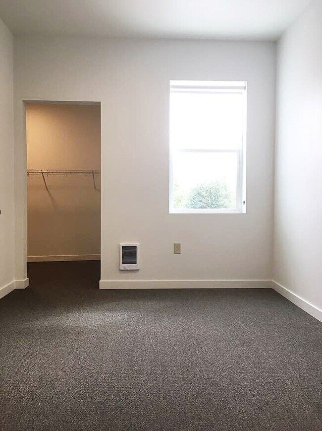 APT #204 - 822 N Killingsworth St