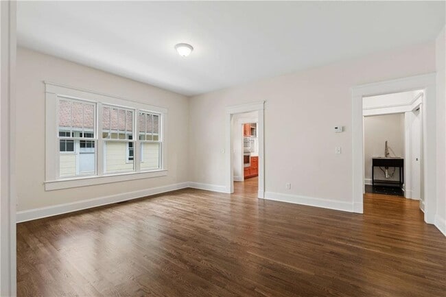 Building Photo - 1511 McLendon Ave NE