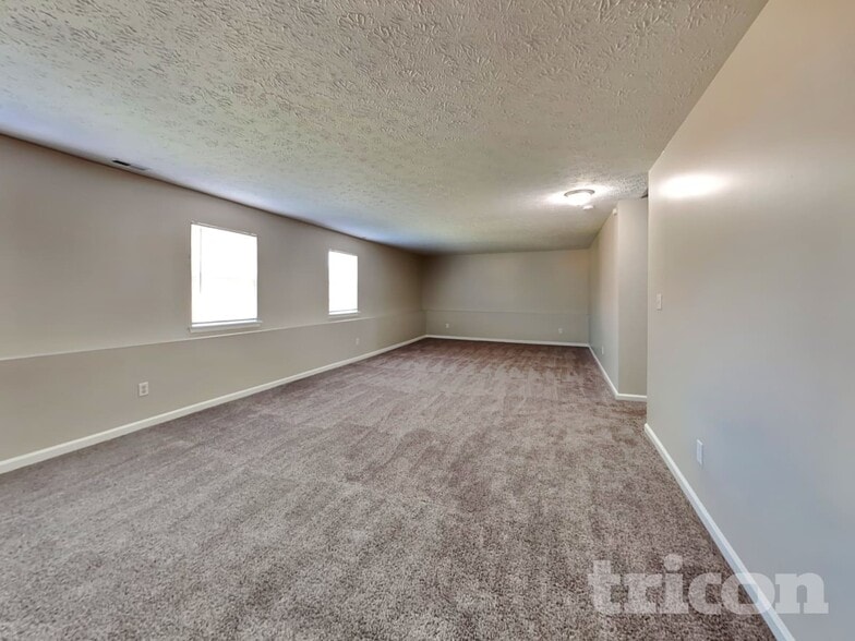 Building Photo - 4020 Waterfield Dr