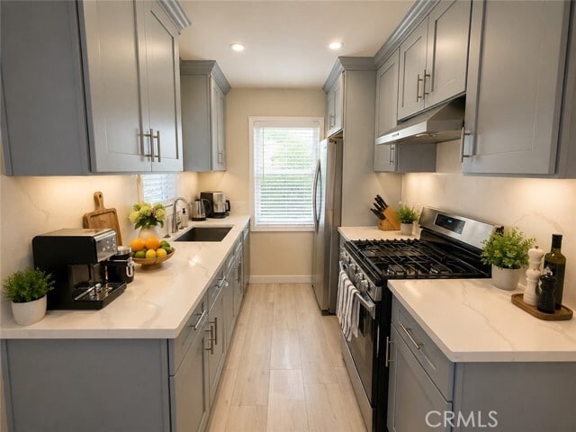 Building Photo - 112 Grandview St