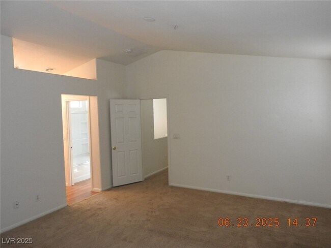 Building Photo - 707 W Sea Harbor Ct