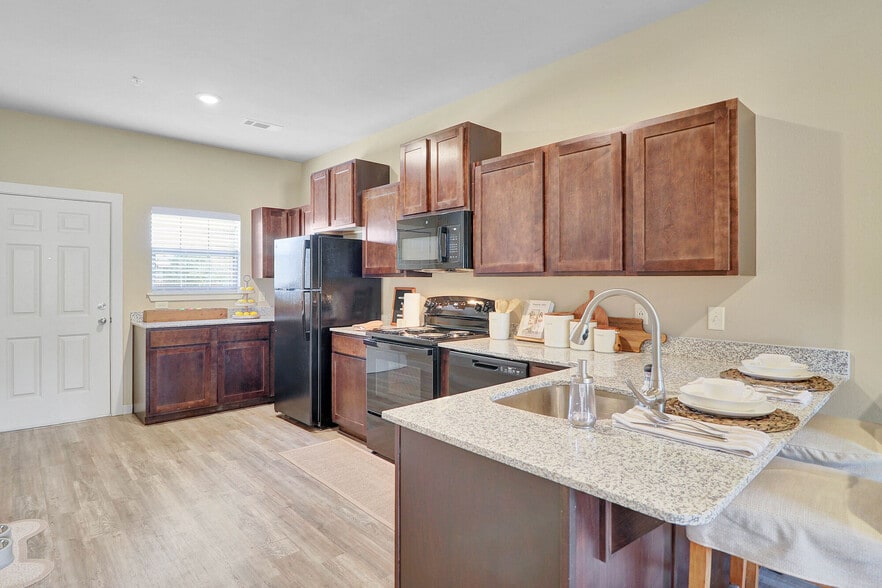 Reserve at Chaffee Crossing 9505 Chad Colley Blvd Fort Smith AR 72916 Apartment Finder