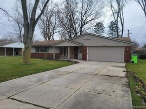 Building Photo - 2534 Depew Dr