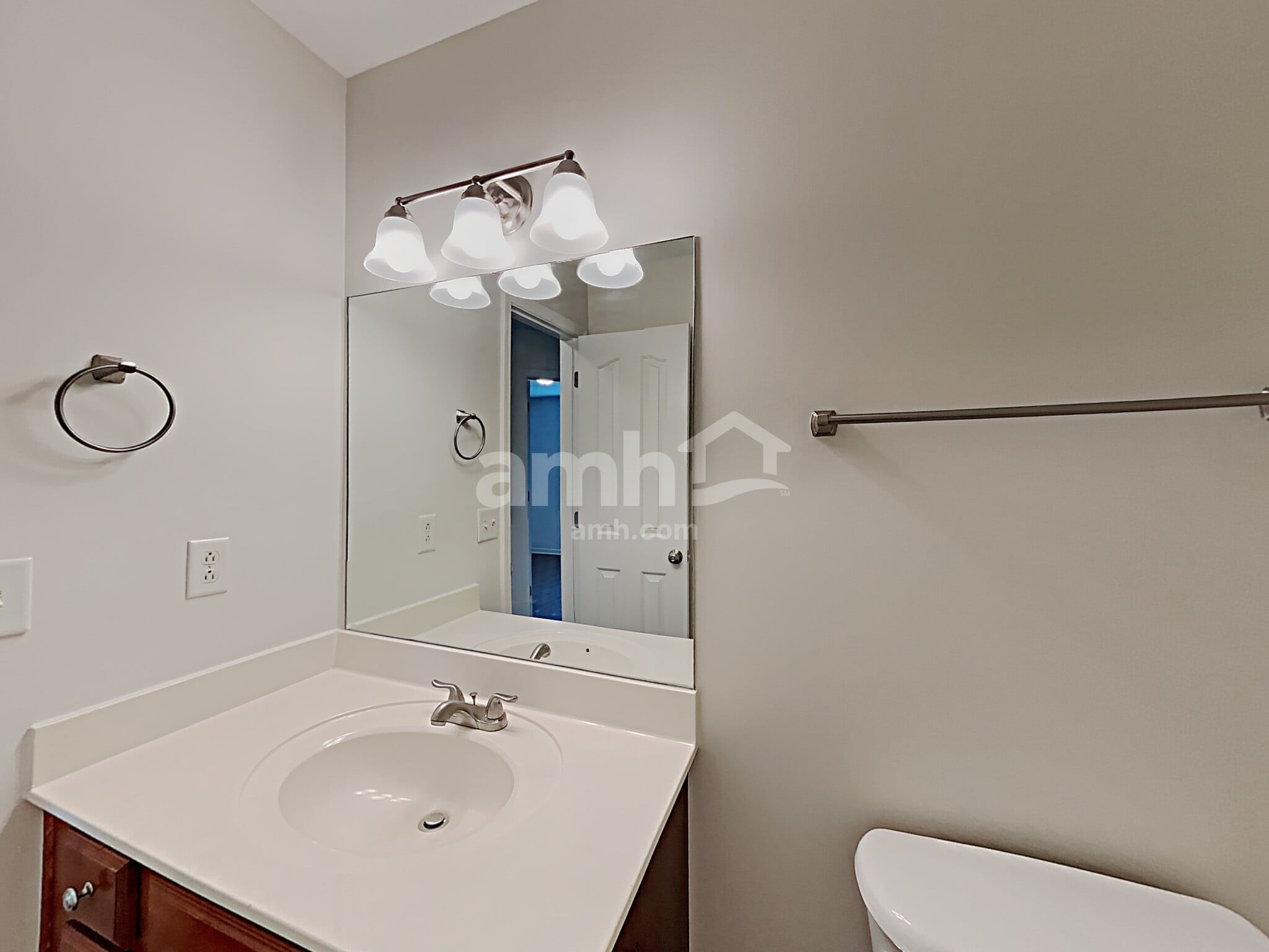 Building Photo - 3215 Cinch Ct