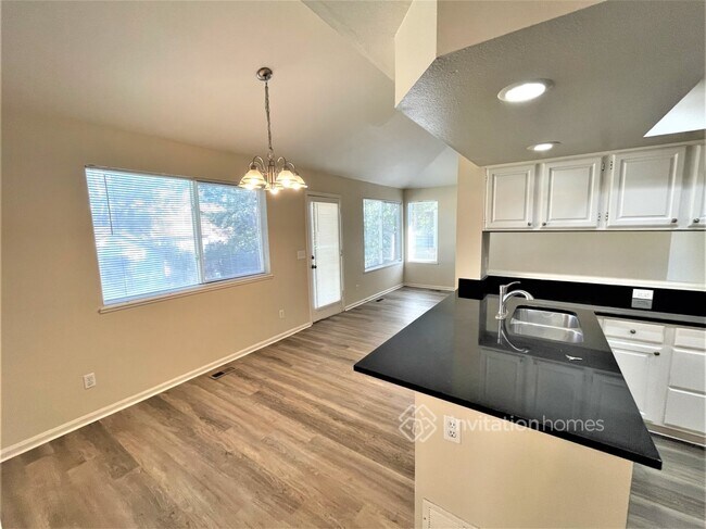 Building Photo - 839 E 133rd Ave