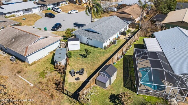 Building Photo - 425 Via Valencia Ct