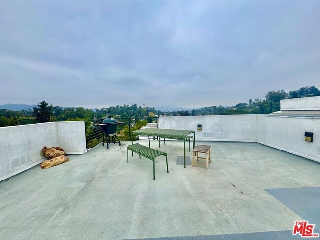 Building Photo - 2406 Glendale Ct
