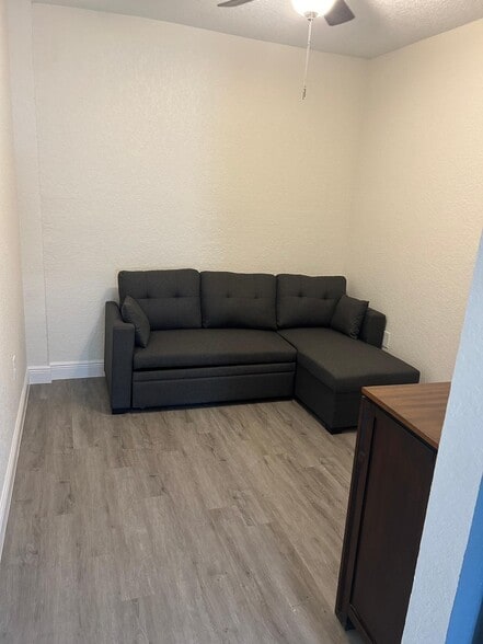 Building Photo - 245 Citrus Dr