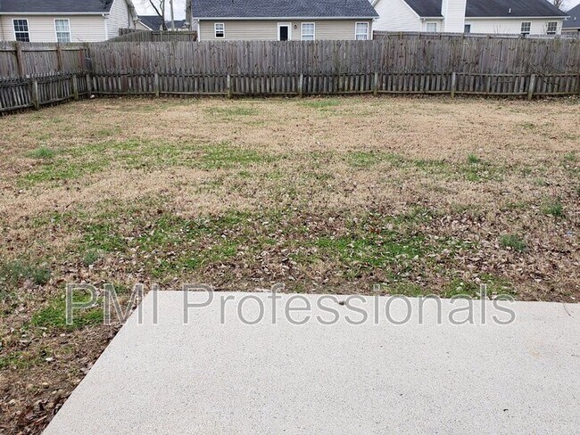 Building Photo - 2624 Dakota Way