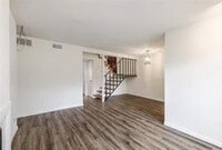Building Photo - 6910 Hart Ln