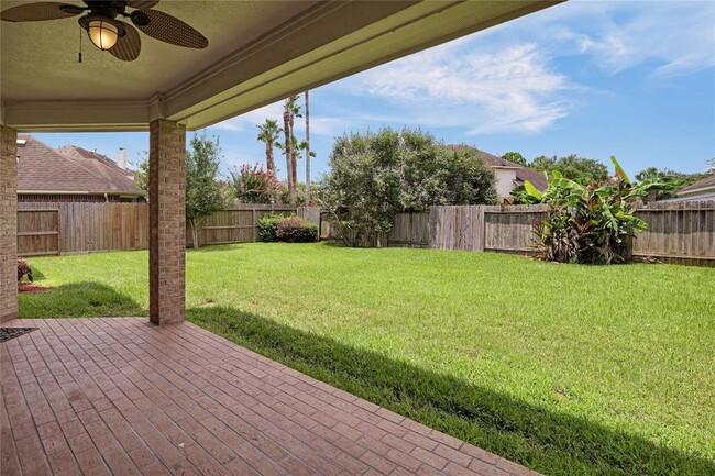 Building Photo - 2416 Spoonbill Dr