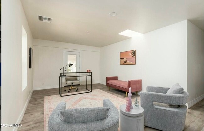 Building Photo - 11212 N Sundown Dr