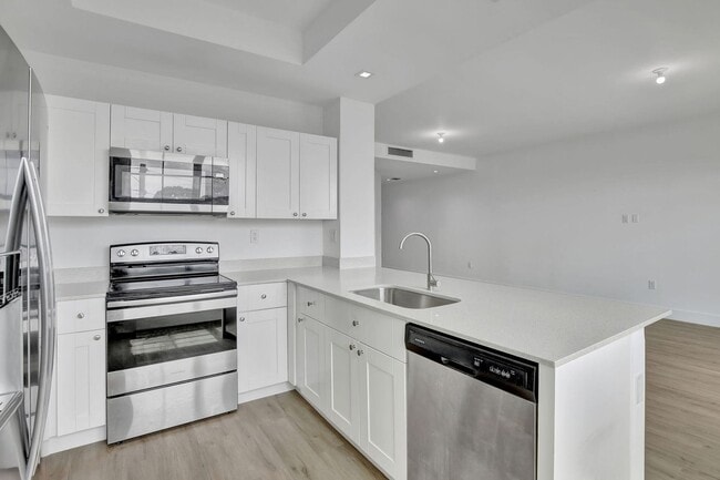 Building Photo - 4100 SW 64th Ave