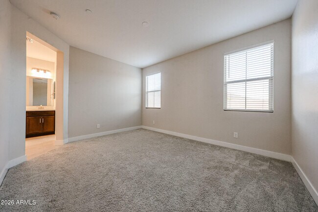 Building Photo - 12402 W Cassia Trail