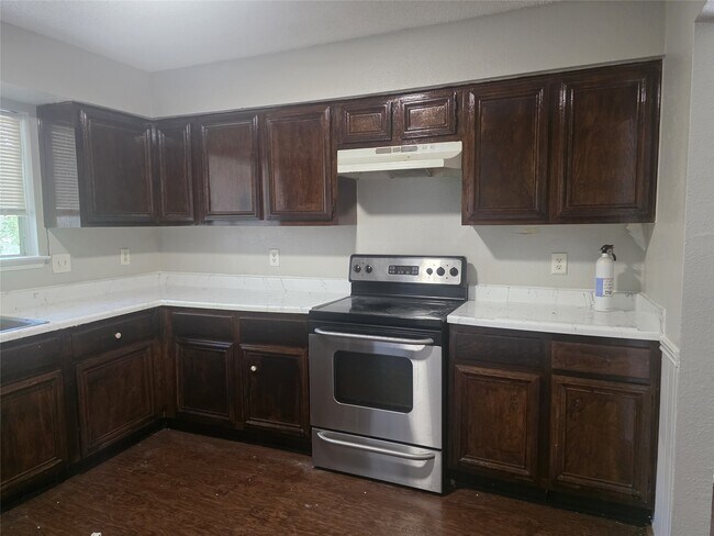 Building Photo - 23322 Dew Wood Ln