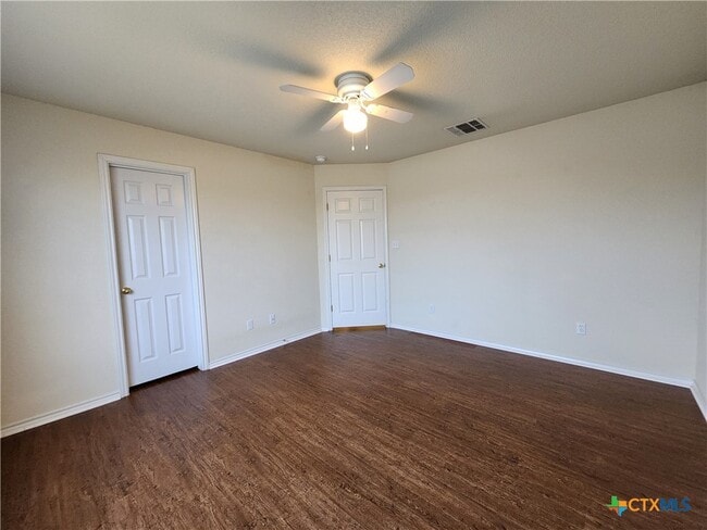 Building Photo - 3014 Green Mountain Dr