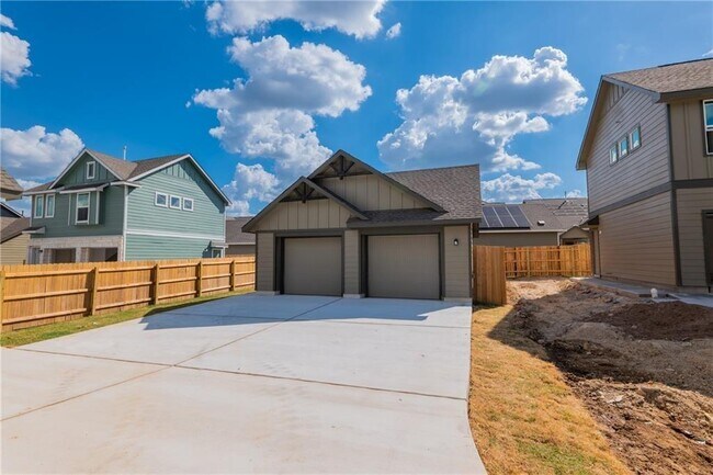 Building Photo - 1437 Weatherford Ln