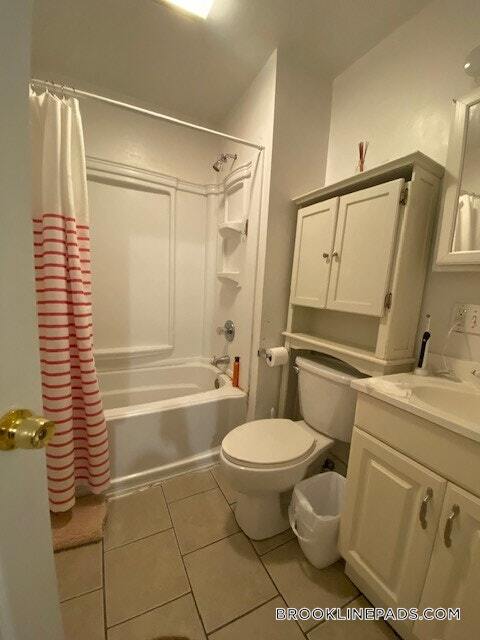 Building Photo - 66 Egmont St