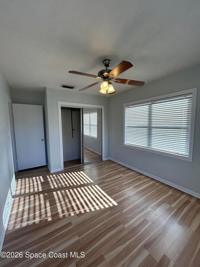 Building Photo - 832 Thomas Barbour Dr