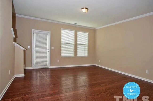 Building Photo - 2219 Sunny Cove Dr