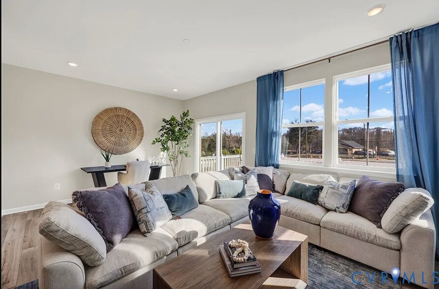 Building Photo - 6117 Primrose Path Rd