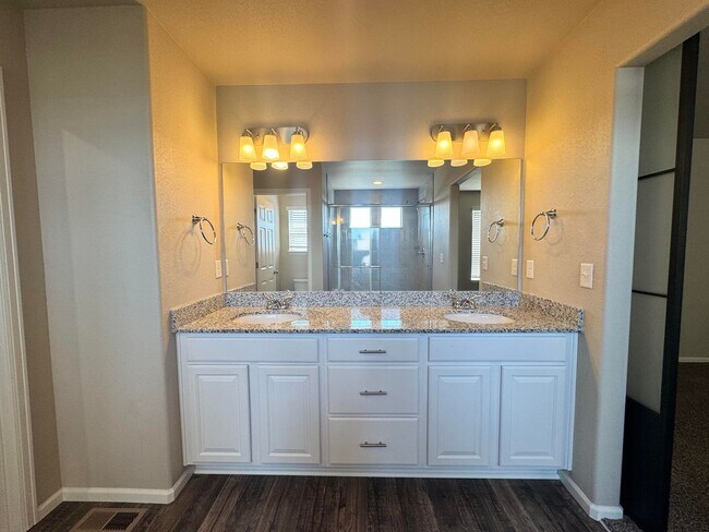 Building Photo - Newer 3 Bedroom in Banning Lewis Ranch