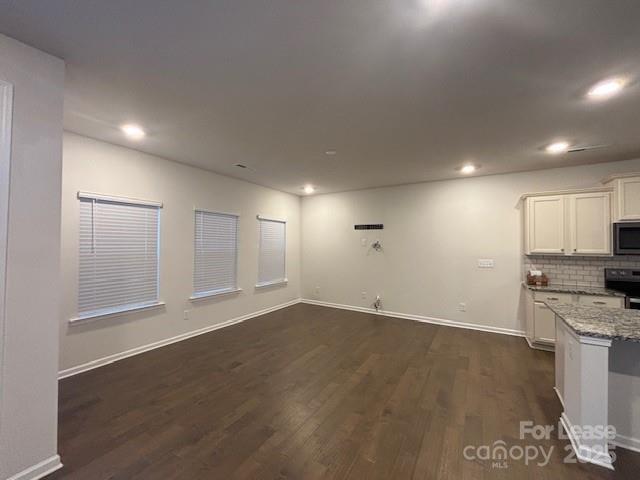 Building Photo - 1002 Sagecroft Ln