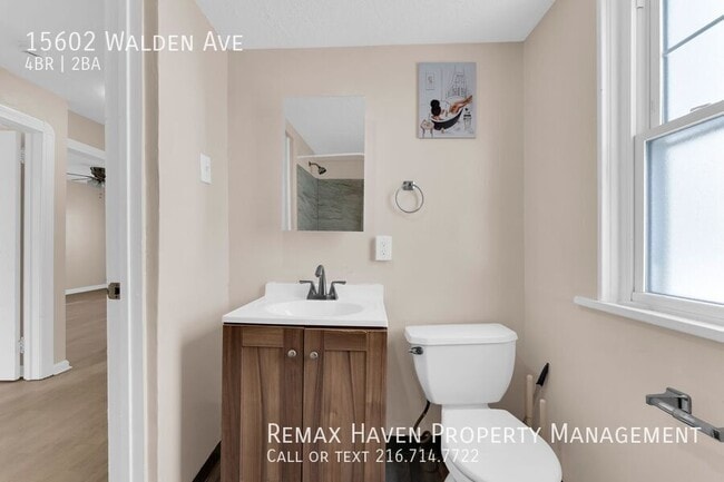 Building Photo - 15602 Walden Ave