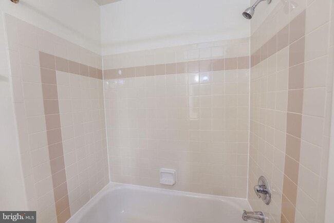 Building Photo - 1712 Abercromby Ct