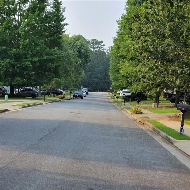 Building Photo - 5219 Leecroft Dr