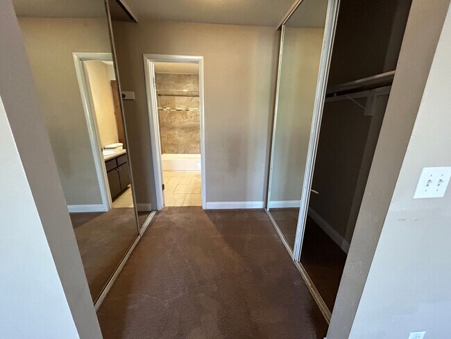 Building Photo - LOVELY 3-BEDROOM, 2BATH HOME!!!