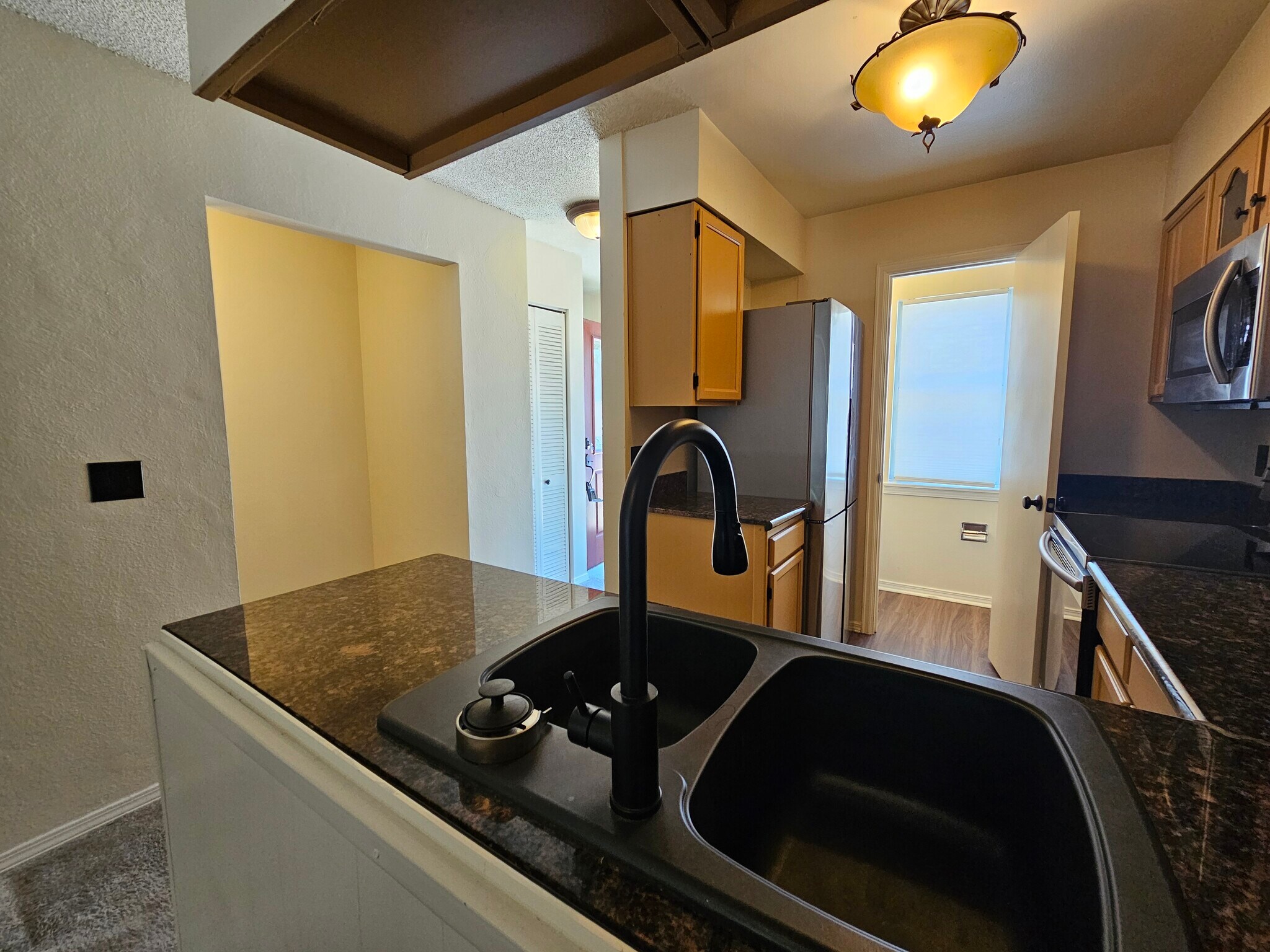 Building Photo - 4253 Baytown Dr