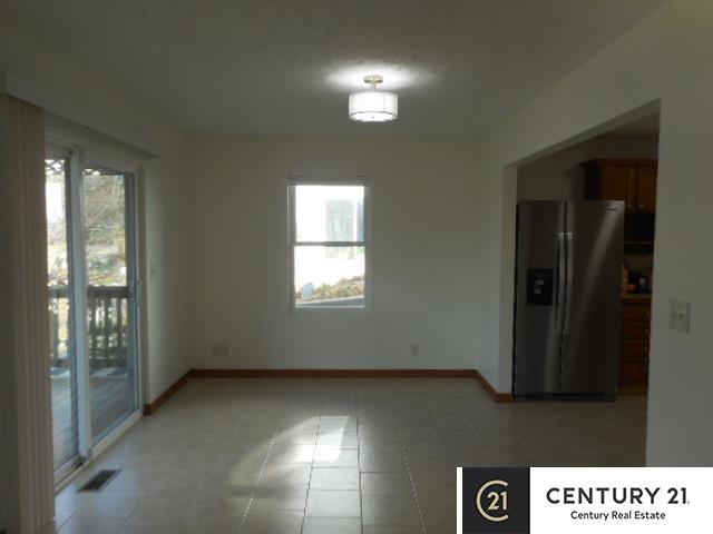 Building Photo - 4801 Hiland Dr