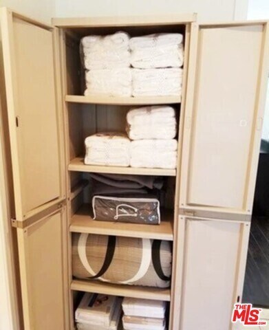 Building Photo - 10366 Eastborne Ave