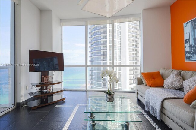 Building Photo - 18201 Collins Ave