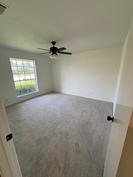 Building Photo - 4625 Barwick Dr