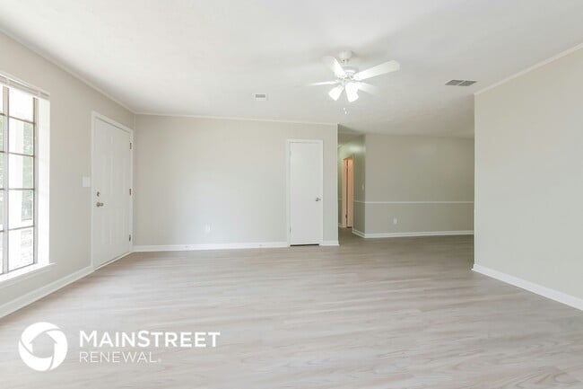 Building Photo - 8236 Greenmar Way