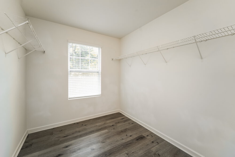 Building Photo - 630 Mountain Quail Dr