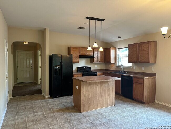 Building Photo - 6506 Dancing Ct