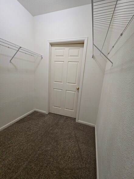 Building Photo - 3712 E Cactus Creek Ct