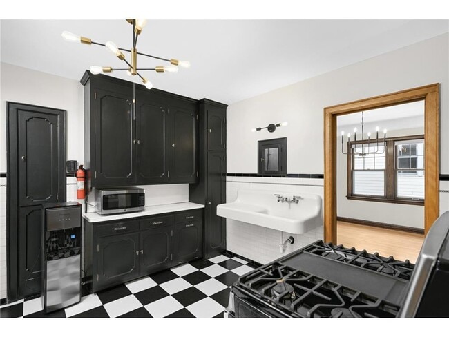 Building Photo - 4304 Beard Ave S