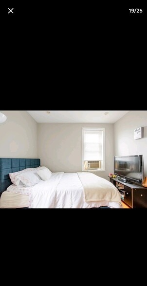 Building Photo - 1728 S 18th St