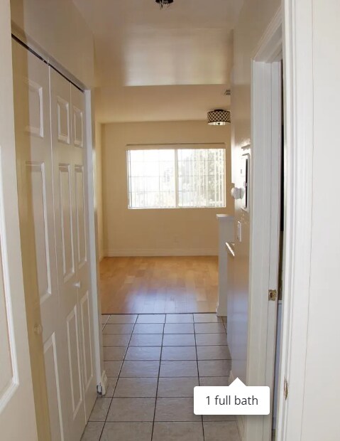 Living/Kitchen - 2408 Florencita Ave