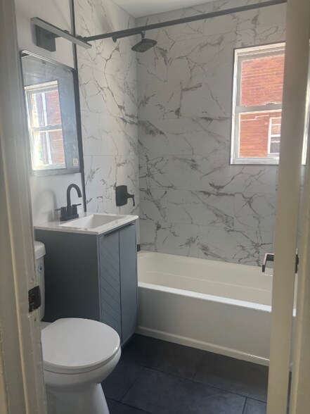 Building Photo - 306 Eastern Pkwy