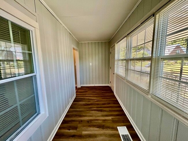 Building Photo - 29 Chappell Rd NW