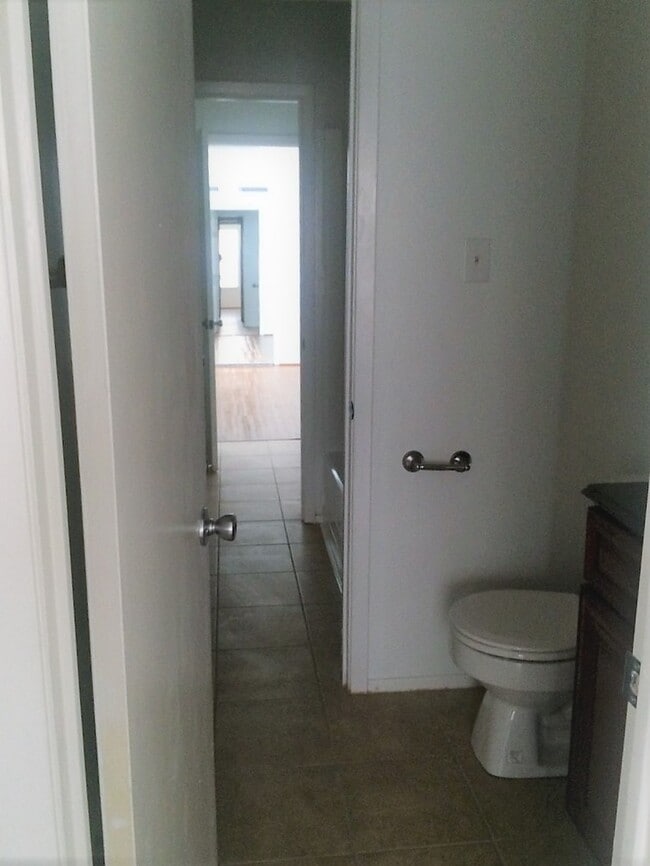 Building Photo - 3615EL