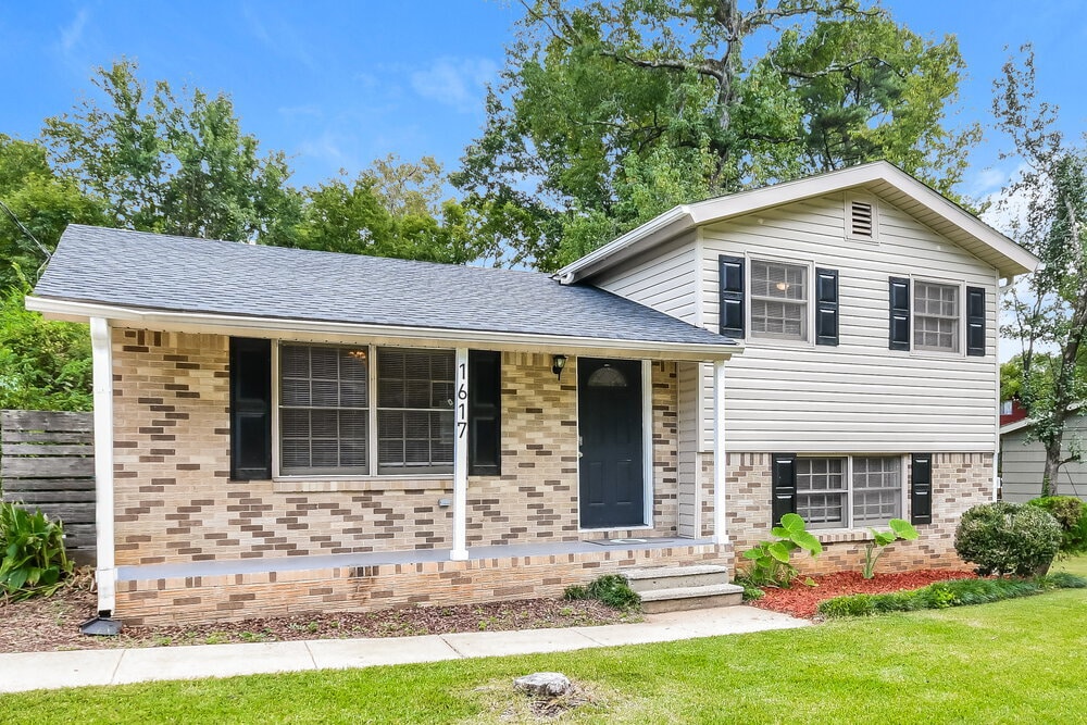 Building Photo - 1617 Bobolink Ln NE